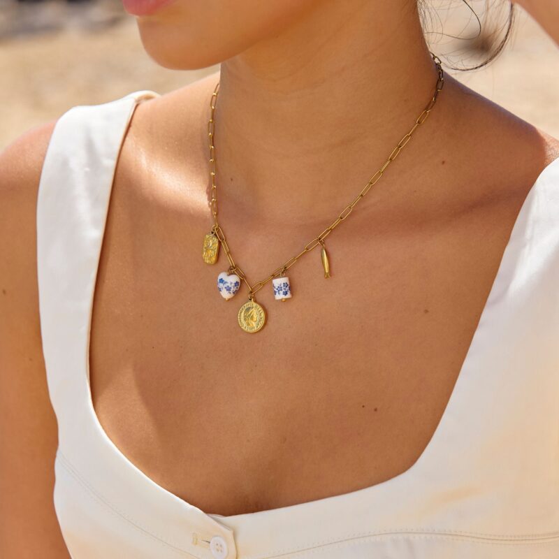 Alternative view of Santorini Choker