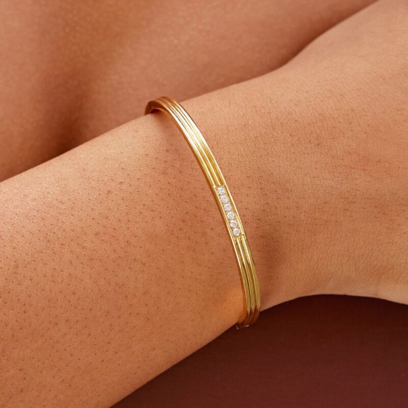Alternative view of Kim Crystal bangle